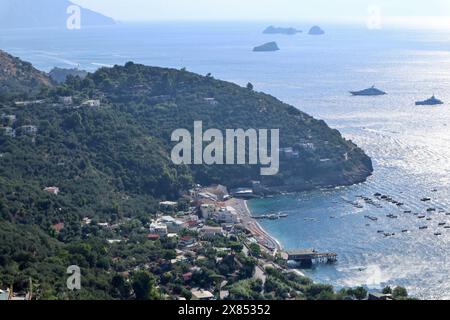 Nerano - Scorcio di Marina del Cantone dal sentiero per Ieranto Foto Stock