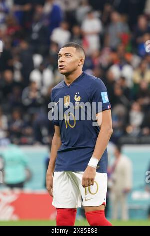 Doha, Qatar. decimo. Dicembre 2022. Kilian Mbappe durante la partita tra Francia e Inghilterra, quarti di finale, Coppa del mondo FIFA Qatar 2022. Foto Stock