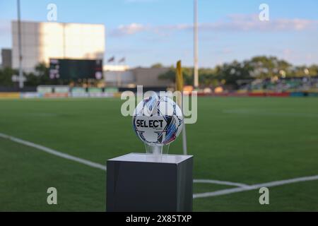 St. Petersburg, Florida, Stati Uniti. 22 maggio 2024. Una visione generale del campo e della palla di gioco prima della partita del Lamar Hunt U.S. Open Cup del 22 maggio 2024 allo Stadio al Lang . L'FC Dallas ha battuto i Rowdies 2-1. (Credit Image: © Kim Hukari/ZUMA Press Wire) SOLO PER USO EDITORIALE! Non per USO commerciale! Foto Stock