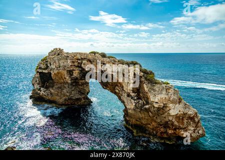 Breve visita spontanea a sud-est dell'isola delle Baleari di Maiorca presso la fortezza di es fonti vicino a Cala d'Or - Spagna Foto Stock