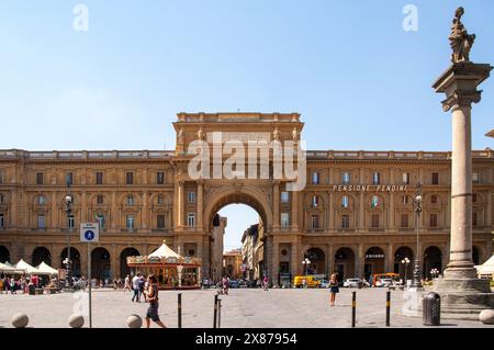 Piazza della Repubblica a Firenze, Italia Foto Stock