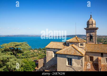 Chiesa di Santo Stefano vicino al lago di Bracciano, Roma, Lazio, Italia Foto Stock