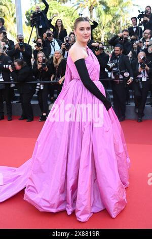 Cannes, Francia. 23 maggio 2024. Greta Gerwig partecipa alla premiere de l'Amour Ouf nell'ambito del 77° Festival Internazionale di Cannes a Cannes, Francia, il 23 maggio 2024. Foto di Aurore Marechal/ABACAPRESS. COM credito: Abaca Press/Alamy Live News Foto Stock