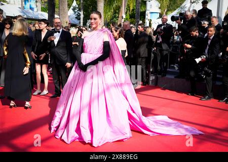 Cannes, Francia. 23 maggio 2024. Il presidente della giuria, Greta Gerwig, partecipa al Red carpet del film "l'Amour ouf" alla 77a edizione del Festival di Cannes a Cannes, Francia meridionale, il 23 maggio 2024. (Foto di Daniele Cifala/NurPhoto) credito: NurPhoto SRL/Alamy Live News Foto Stock