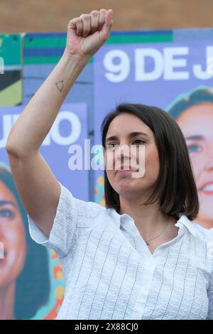 La candidata di Podemos alle elezioni europee, Irene Montero, all'inizio della campagna elettorale di Podemos, nella piazza Arturo Barea Foto Stock