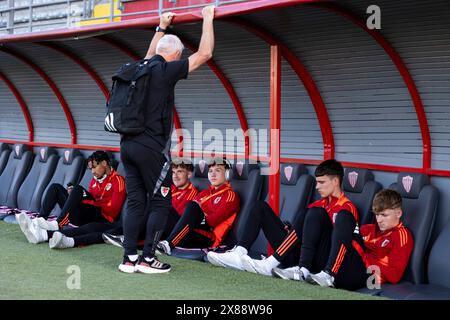 LARNACA, CIPRO - 23 MAGGIO 2024: Cymru u17 contro Austria nei Campionati UEFA U17 allo Stadio Ammochostos il 23 maggio 2024. (Foto di Lewis Mitchell/FAW) Foto Stock