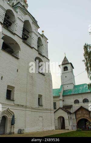 La Chiesa di Ilya o Elia il Profeta in piazza Sovetskaja a Jaroslavl Foto Stock