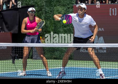 Anna Bright e James Ignatowich al Selkirk PPA Red Rock Open di St. George, UT, il 28 aprile 2024. (John Geldermann/Alamy) Foto Stock