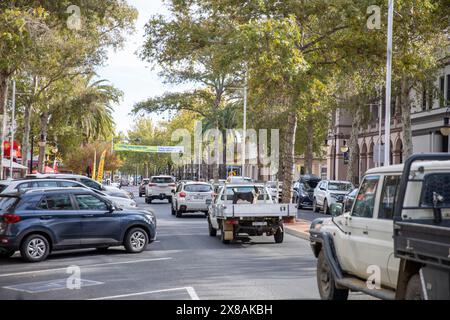 Centro di Tamworth, strada lungo Peel Street, New South Wales, Australia Foto Stock