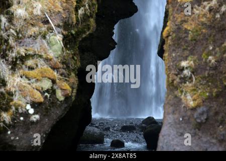 Islanda - 2024 05 01, immagine del paesaggio sull'Islanda, cascata a Seljalandsfoss Foto Stock