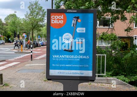 Billboard Coolblue ad Amsterdam Paesi Bassi 22-5-2024 Foto Stock