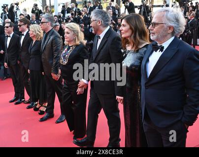 "Marcello mio" cast cinematografico: Melvil Poupaud, Hugh Skinner, Nicole Garcia, Benjamin Biolay, Catherine Deneuve (in Chanel), Christophe Honoré, chiara Mastroianni, Fabrice Luchini "Marcello mio" Festival di Cannes proiezione 77° Festival di Cannes 21 maggio 2024 crediti: Jacky Godard/Photo12 Foto Stock