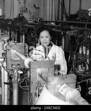 Chien-Shiung Wu. Ritratto del fisico cinese-americano Chien-Shiung Wu (1912-1997) nel 1963 alla Columbia University Foto Stock