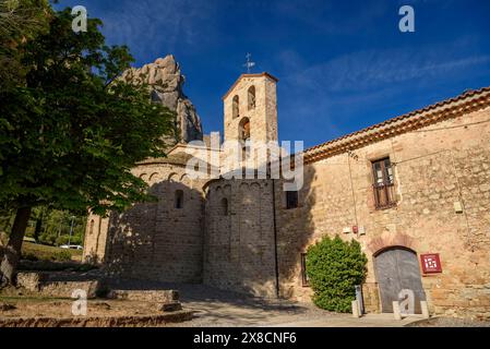 IT: Monastero di Santa Cecília, a Montserrat, in una mattina di primavera (Bages, Barcellona, Catalogna, Spagna) ESP: Monasterio de Santa Cecília, en Montserr Foto Stock