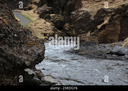 Islanda - 2024 05 02, immagine del paesaggio sull'Islanda, cascata Kvernufoss Foto Stock