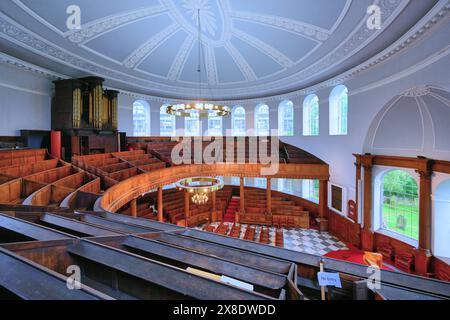 Chiesa presbiteriana di Ognissanti presso la banchina di Newcastle dopo anni di lavori di restauro che mostrano la splendida mogano e legno di quercia e intonaco Foto Stock