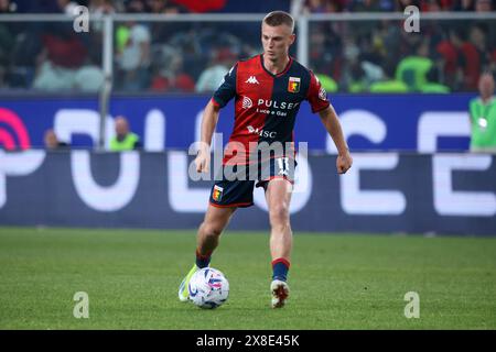 Genova, Italia. 24 maggio 2024. 24/05/2024 serie A, Stadio Luigi Ferraris, Genova, Genova - Bologna, nella foto: Gudmundsson durante il Genoa CFC vs Bologna FC, partita di calcio italiano di serie A A Genova, Italia, 24 maggio 2024 Credit: Independent Photo Agency/Alamy Live News Foto Stock