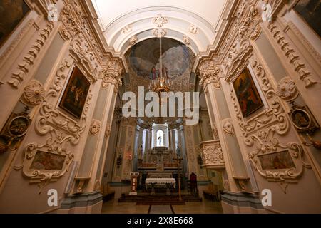 Taormina, Italia - 21 agosto 2023: Chiesa di San Giuseppe, piccola chiesa storica nel centro storico di Taormina, Sicilia, Italia Foto Stock