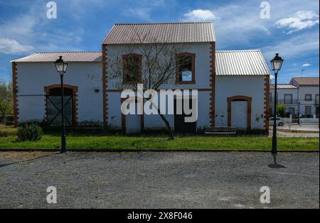 Storia della ferrovia, vecchia stazione ferroviaria di conquista Foto Stock