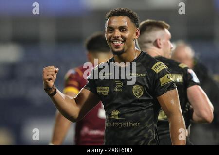 Huddersfield, Regno Unito. 25 maggio 2024. Umyla Hanley di Leigh Leopards celebra la vittoria durante la partita di Betfred Super League Round 12 Huddersfield Giants vs Leigh Leopards al John Smith's Stadium, Huddersfield, Regno Unito, 24 maggio 2024 (foto di Alfie Cosgrove/News Images) a Huddersfield, Regno Unito il 25/5/2024. (Foto di Alfie Cosgrove/News Images/Sipa USA) credito: SIPA USA/Alamy Live News Foto Stock