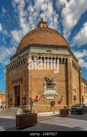 La Cattedrale di architettura rinascimentale dedicata a San Flaviano, monumento nazionale, centro della città ideale. Giulianova, Abruzzo, Italia Foto Stock