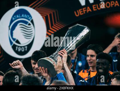 Dublino, Aviva Stadium, 23.05.2024: Immagine simbolo, il team Bergamo festeggia la vittoria 3:0 alla cerimonia di premiazione durante la finale di Europaleague Bayer Foto Stock