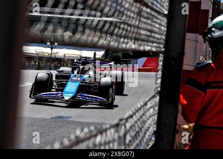 Montecarlo, Monaco. 25 maggio 2024. Esteban Ocon (fra) Alpine F1 Team A524. Campionato del mondo di Formula 1, Rd 8, Gran Premio di Monaco, sabato 25 maggio 2024. Montecarlo, Monaco. Crediti: James Moy/Alamy Live News Foto Stock