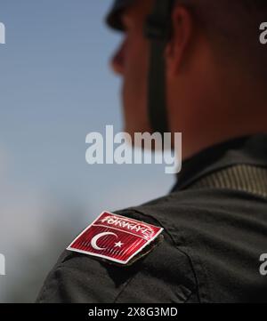 Dettagli con la bandiera turca sull'uniforme di un soldato turco Foto Stock