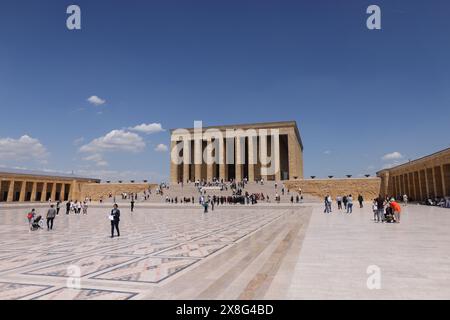 La gente visita il mausoleo di Anitkabir, il luogo di riposo di Mustafa Kemal Atatark. Foto Stock