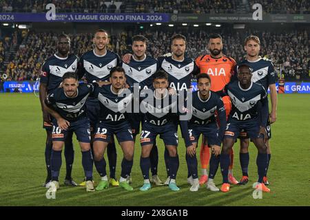 Gosford, Australia. 25 maggio 2024. La squadra del Melbourne Victory FC si vede durante l'inizio della partita delle Grand Finals della stagione 2023-24 di Isuzu UTE tra Central Coast Mariners e Melbourne Victory FC tenutasi all'Industree Group Stadium. Punteggio finale; Central Coast Mariners FC 3:1 Melbourne Victory FC. Credito: SOPA Images Limited/Alamy Live News Foto Stock