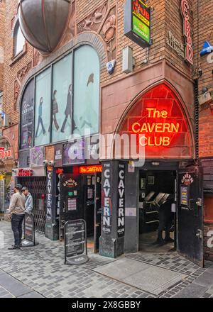 Ingresso al famoso Cavern Club in Matthew Street, Liverpool, Merseyside, Regno Unito il 20 maggio 2024 Foto Stock