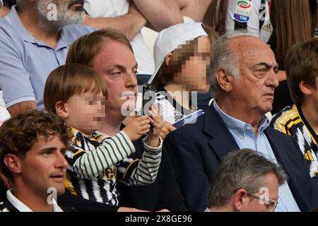 Torino, Italia. 25 maggio 2024. Antonio Giraudo torna allo stadio dopo 18 anni (l'ultima volta è stato nel 2006). Tre generazioni della famiglia Giraudo sono presenti nelle tribune (Antonio, Michele e Giorgio) durante la partita di calcio di serie A tra Juventus e Monza allo Stadio Allianz Torino, Nord Italia - sabato 25 maggio 2024. Sport - calcio . (Foto di Spada/LaPresse) credito: LaPresse/Alamy Live News Foto Stock