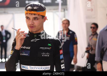 Monaco, Monaco. 25 maggio 2024. Lando Norris della McLaren durante le qualifiche per il Gran Premio di F1 di Monaco al Circuit de Monaco il 25 maggio 2024 a Monte-Carlo, Monaco. Crediti: Marco Canoniero/Alamy Live News Foto Stock