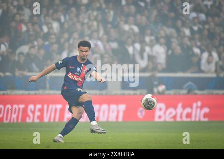 Il centrocampista del Paris Saint-Germain Warren Zaire-Emery calciò la palla durante la finale di Coppa di Francia tra Olympique Lyonnais e Paris Saint-Germain allo stadio Decathlon Arena - Pierre Mauroy di Lille il 25 maggio 2024. Foto di Firas Abdullah/ABACAPRESS. COM credito: Abaca Press/Alamy Live News Foto Stock