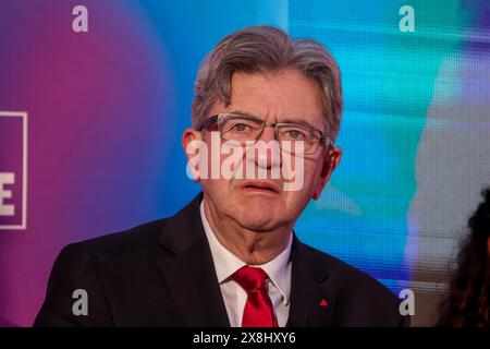 Marsiglia, Francia. 23 maggio 2024. Jean-Luc Melenchon, ex deputato francese per il partito LFI, visto durante l'incontro a Marsiglia per le elezioni europee del 2024. Pochi giorni prima delle elezioni europee del 9 giugno, Jean-Luc Mélenchon ha partecipato alla riunione di France Insoumise nei distretti settentrionali di Marsiglia davanti a circa 1000 persone. (Foto di Denis Thaust/SOPA Images/Sipa USA) credito: SIPA USA/Alamy Live News Foto Stock