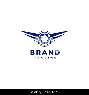 Design pulito, moderno e professionale del logo del drone. Design semplice del logo fotografico nelle icone della fotocamera con ali sportive. Illustrazione Vettoriale