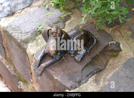 vizsla ungherese, una mini statua in bronzo dello scultore ungherese ucraino Mihaly Kolodko, Budapest, Ungheria Foto Stock