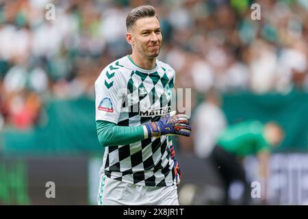 Brema, Germania. 18 maggio 2024. firo : 18.05.2024, calcio, calcio, 1. Campionato, 1. Bundesliga, stagione 2023/2024, SV Werder Brema - VfL Bochum Jiri Pavlenka (SV Werder Brema) ride, ride, grin, grin, Ritratto, ritratto, credito: dpa/Alamy Live News Foto Stock