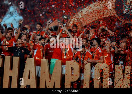 Cairo, Africa, Stati Uniti. 26 maggio 2024. Cairo (Egitto), 05/25/2024 Ã¢â‚¬' SPORT/FOOTBALL/CAF/AL AHLY/ESPERANCE Ã¢â‚¬' al Ahly è campione della African Champions League, la squadra egiziana ha battuto Esperance, dalla Tunisia, in casa per 1 a 0 e ha vinto il secondo campionato consecutivo, al Cairo International Stadium, in Egitto, questo sabato 25 maggio 2024. (Credit Image: © Ahmed Ibrahim/TheNEWS2 via ZUMA Press Wire) SOLO PER USO EDITORIALE! Non per USO commerciale! Foto Stock