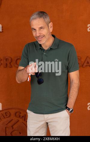 Parigi, Francia. 26 maggio 2024. Medi Sadoun durante il primo giorno del Roland-Garros 2024, ATP e WTA Grand Slam il 26 maggio 2024 allo stadio Roland-Garros di Parigi, Francia. Foto di Alexis Jumeau/ABACAPRESS. COM credito: Abaca Press/Alamy Live News Foto Stock