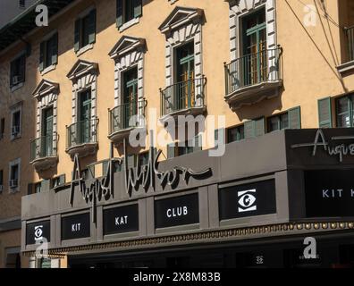 'Cabaret Kit Kat Club' Revival Marquee presso l'August Wilson Theatre, NYC, USA 2024 Foto Stock