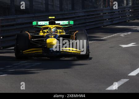 Monaco, Monaco. 26 maggio 2024. Lando Norris della McLaren in pista durante il Gran Premio di F1 di Monaco al Circuit de Monaco il 26 maggio 2024 a Monte-Carlo, nel Principato di Monaco. Crediti: Marco Canoniero/Alamy Live News Foto Stock