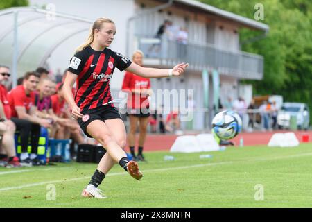 Aschheim, Germania. 26 maggio 2024. Aschheim, Germania, 26 maggio 2024: Mia Rodach (7 Eintracht Frankfurt II) durante il 2. Frauen-Bundesliga match tra il Bayern Munich II e l'Eintracht Frankfurt II allo Sportpark Aschheim, Germania. (Sven Beyrich/SPP) credito: SPP Sport Press Photo. /Alamy Live News Foto Stock