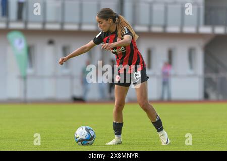 Aschheim, Germania. 26 maggio 2024. Aschheim, Germania, 26 maggio 2024: Cecile Carneiro (19 Eintracht Frankfurt II) durante il 2. Frauen-Bundesliga match tra il Bayern Munich II e l'Eintracht Frankfurt II allo Sportpark Aschheim, Germania. (Sven Beyrich/SPP) credito: SPP Sport Press Photo. /Alamy Live News Foto Stock
