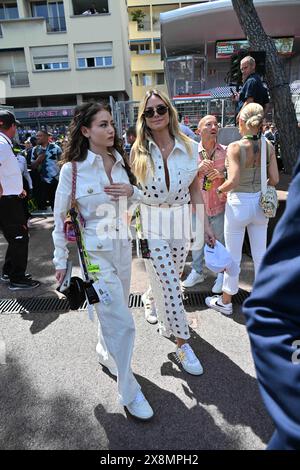 Monk, Monk. 26 maggio 2024. Monaco, celebrità al Gran Premio di F1 di Monte Carlo nella foto: Leni Klum e Heidi Klum credito: Agenzia fotografica indipendente/Alamy Live News Foto Stock