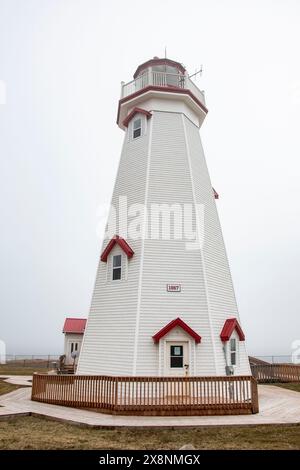 East Point Lighthouse noto come "Canada's Confederation Lighthouse" nell'Isola del Principe Edoardo, Canada Foto Stock