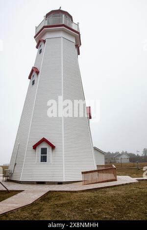 East Point Lighthouse noto come "Canada's Confederation Lighthouse" nell'Isola del Principe Edoardo, Canada Foto Stock