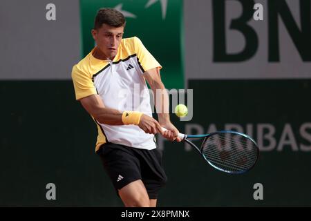 Luca Nardi dell'Italia durante il giorno 1 dell'Open di Francia 2024, Roland-Garros 2024, torneo di tennis del grande Slam il 26 maggio 2024 allo stadio Roland-Garros di Parigi, Francia - foto Jean Catuffe / DPPI Foto Stock