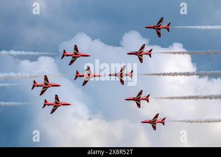 © Arnaud BEINAT/Maxppp. 2024/05/25, Chambley, Lorena, Grand Est, Francia. Patrouille de la Royal Air Force le frecce rosse. INGLESE : squadra militare nazionale britannica le frecce rosse. Crediti: MAXPPP/Alamy Live News Foto Stock