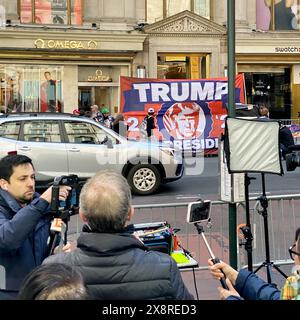 New York, Stati Uniti. 3 aprile 2023. Scene di vita quotidiana di strada. Crediti: Nidpor/Alamy Live News Foto Stock